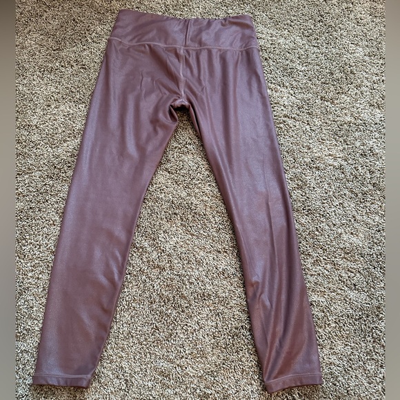 Athleta women’s medium shiny/sparkly tan/bronze/brown leggings, like 🆕 worn 1x - Picture 2 of 4